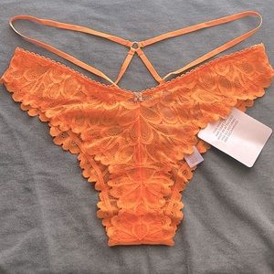 NWT Savage X Fenty panties. Size M